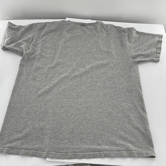 Fruit of the loom men’s size Large “More Cowbell” graphic tee - Picture 4 of 5